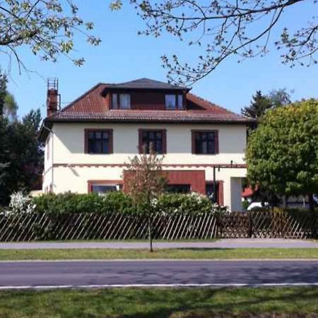 Gpz Monteurzimmer Unterkunft Moebliertes Zimmer Pension Zeuthen Exterior foto